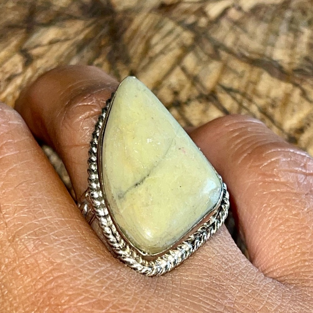 Yellow Green Larsonite Ring Size 7